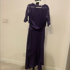 Elegant Purple Lace Evening Dress